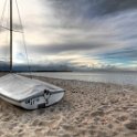 Segelboot am Strand